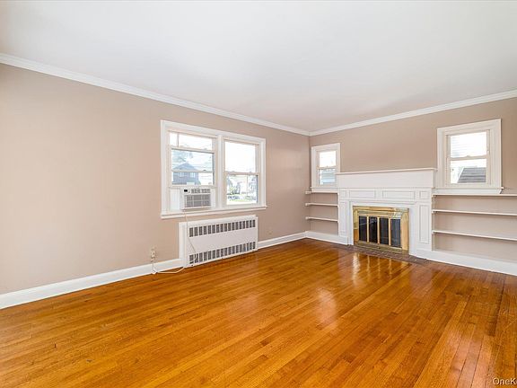4th image of 415 Whitehall Street