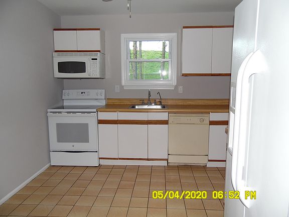 4th image of 115 Briar Mills Dr