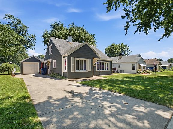 2nd image of 9221 S 49th Ct