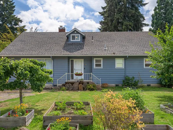 210 Myoak Dr, Eugene, OR 97404