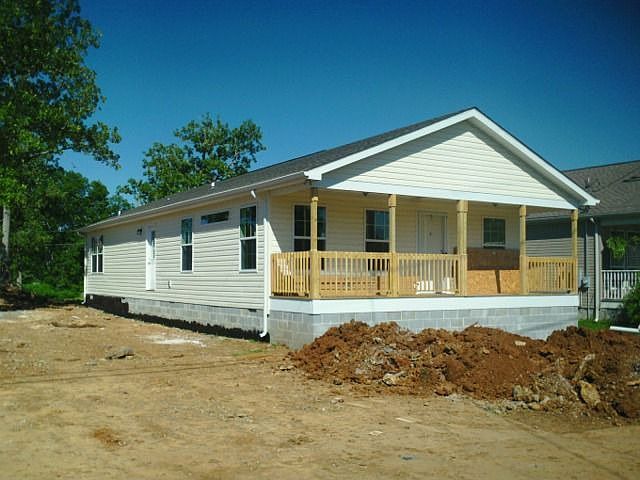 2nd image of 2153 Beachfront Ave