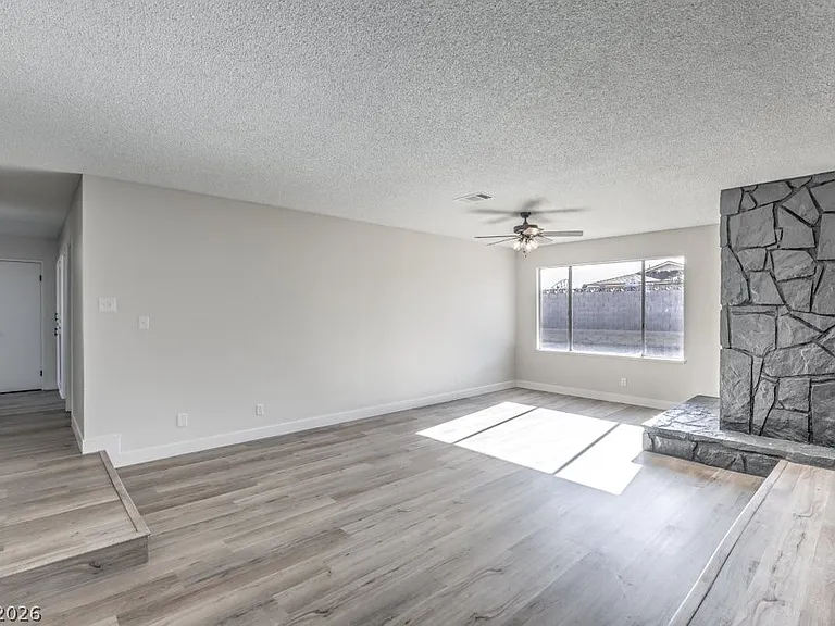 7201 Blizzard Ln — Photo 4