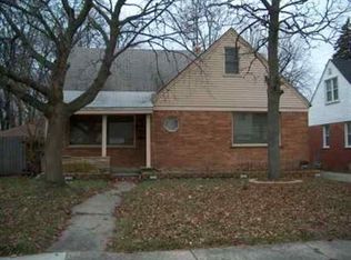 23491 Geneva St, Oak Park, MI 48237