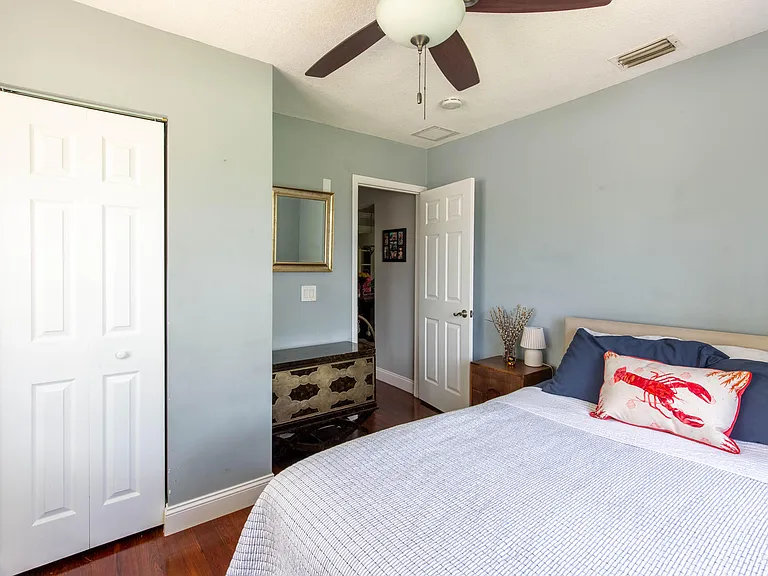 210 Malverne Rd — Photo 34