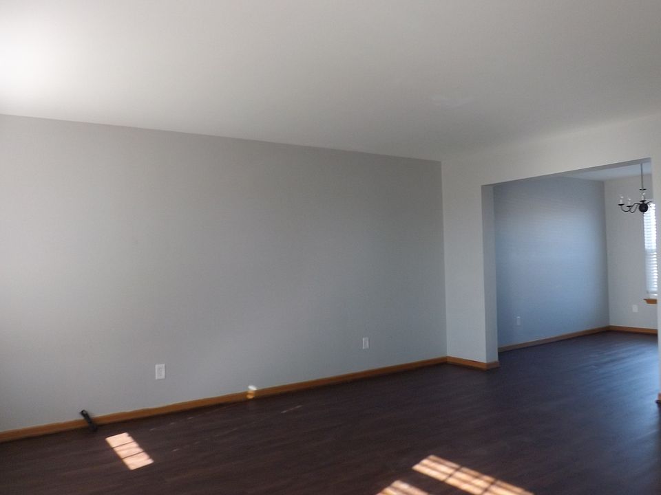 813 Water Stone Way, Malta, IL 60150 Zillow