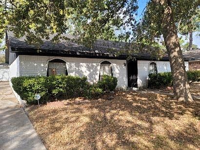 1st image of 7211 Deep Forest Dr