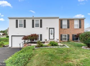 3161 Bogle Rd, Bensalem, PA 19020