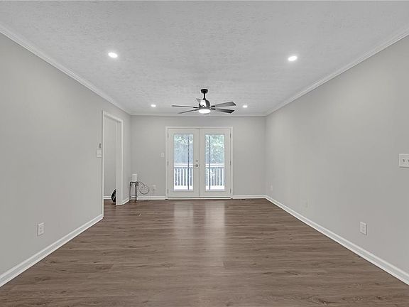 5th image of 3353 Idlecreek Way