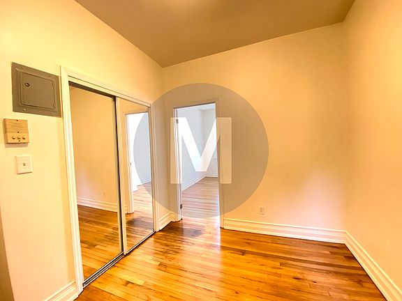 5th image of 159 E 99th St APT D