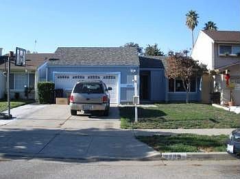 1st image of 3909 Tiverton Dr