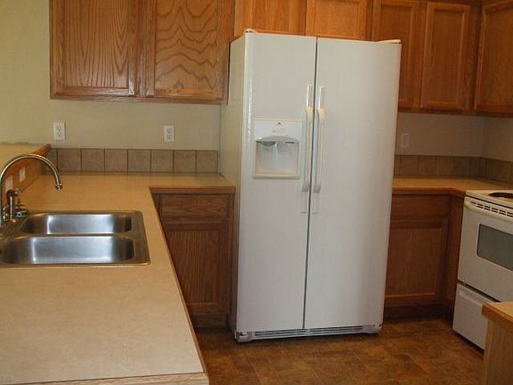 3rd image of 11795 W Blueberry Ave