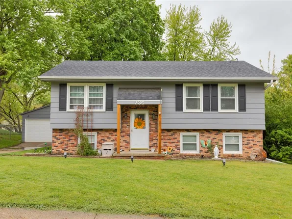 236 Greenfield Pkwy, Des Moines, IA 50320