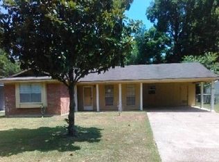 108 Brookfield Dr, Natchez, MS 39120