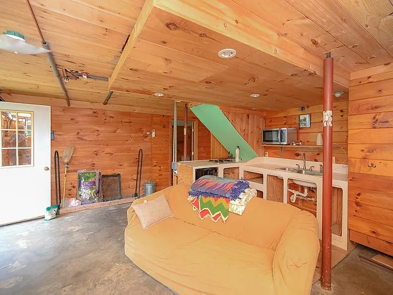 66 Ledge Farm Rd — Photo 22