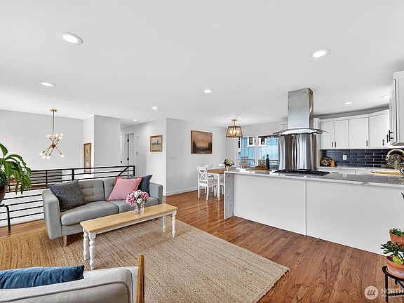 2nd image of 5403 34th Avenue SW