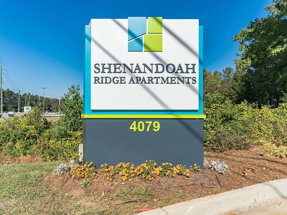 Shenandoah Ridge Apartments