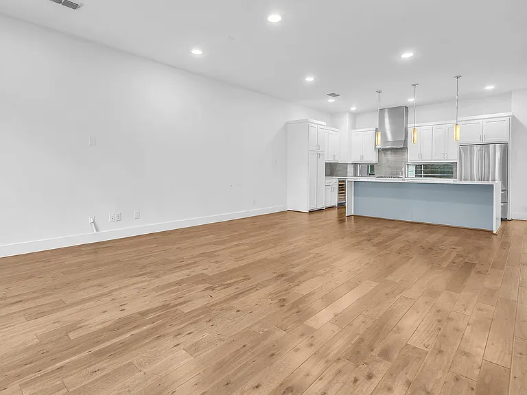 4934 Camdale — Photo 20