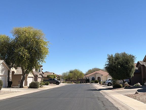 4th image of 43890 W Knauss Dr