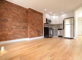 129 Ryerson St #4, Brooklyn, NY 11205
