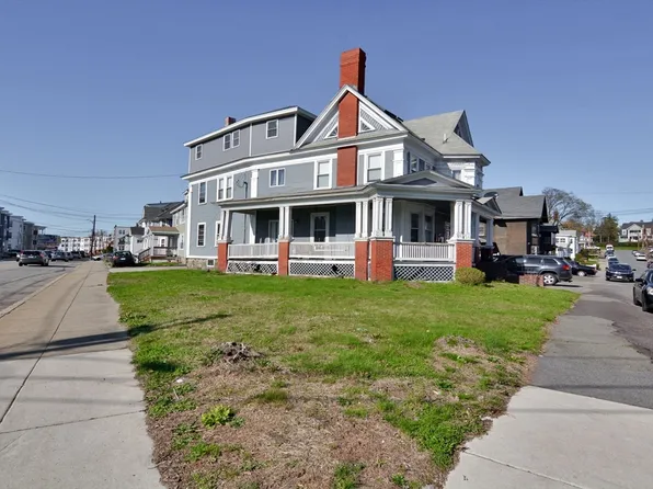 25 Logan St APT 2, Lawrence, MA 01841
