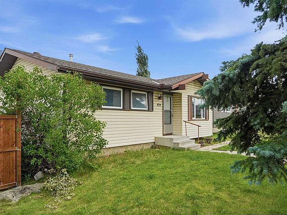 3rd image of 424 S Acacia Dr SE