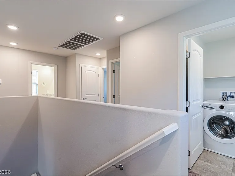 9219 S Chieftain St — Photo 12