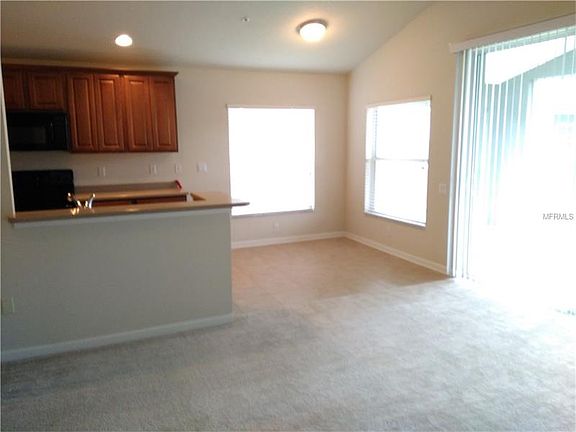 5th image of 10247 Spanish Breeze Ct
