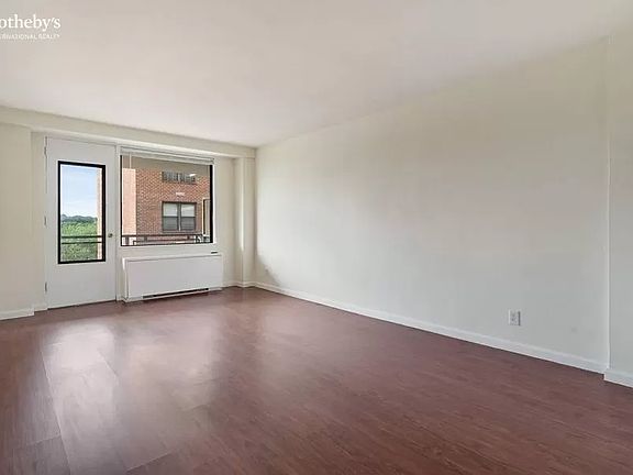 4th image of 4901 Henry Hudson Pkwy W APT 8G