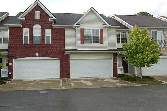 2nd image of 8340 Berrybush Ln
