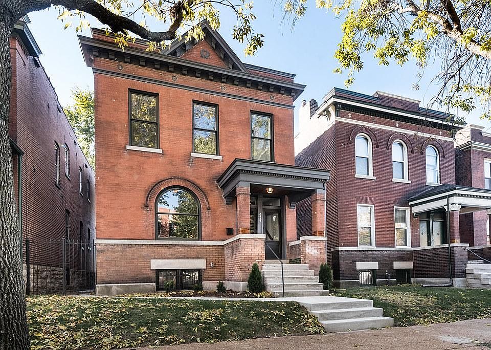1st image of 3424 Arsenal St