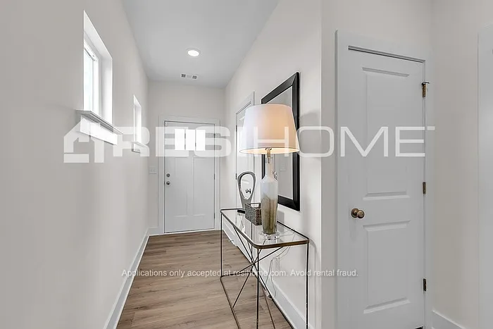 87 Southport Cir — Photo 12