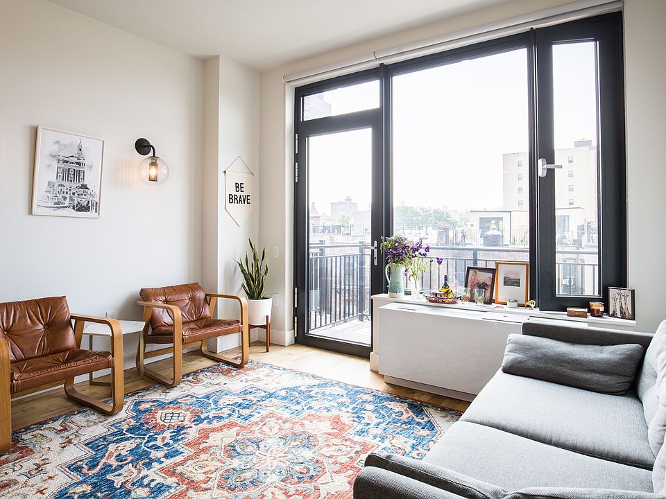 1st image of 670 Pacific St APT 512