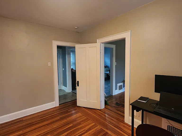 1030 Schiff Ave #2 — Photo 10