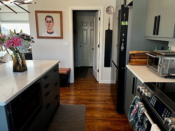 4th image of 3851 Paseo Del Prado St #1