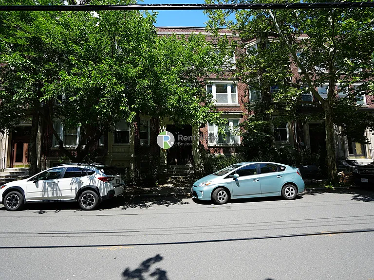 21 Gibbs St #2 — Photo 16