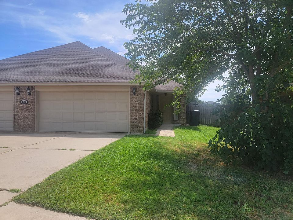 1st image of 15120 Kyle Dr