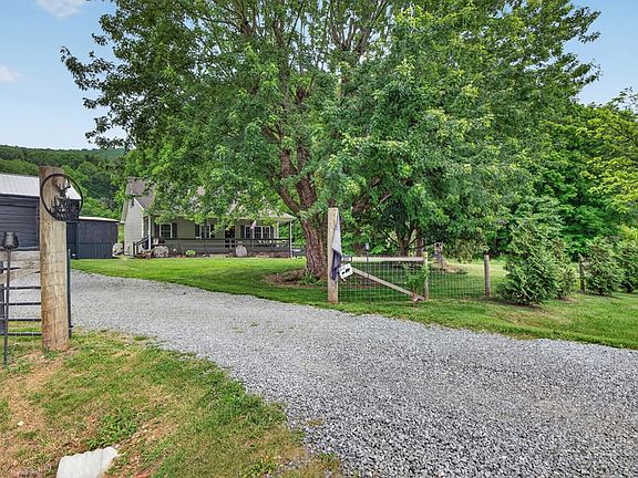 2nd image of 33244 Widener Valley Rd