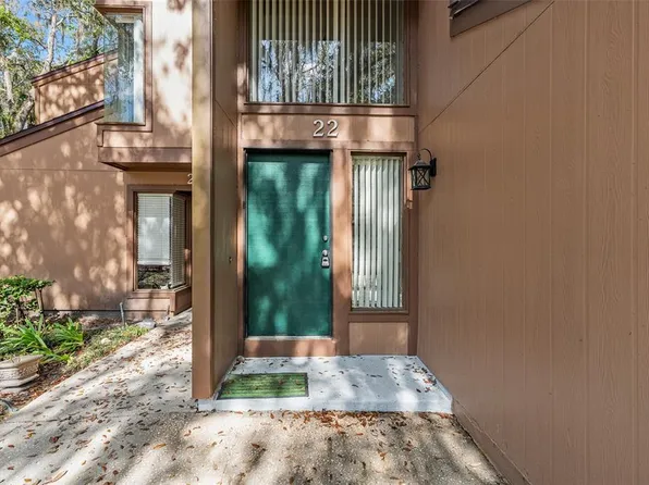 22 Pine Hurst Pl, Palm Coast, FL 32137