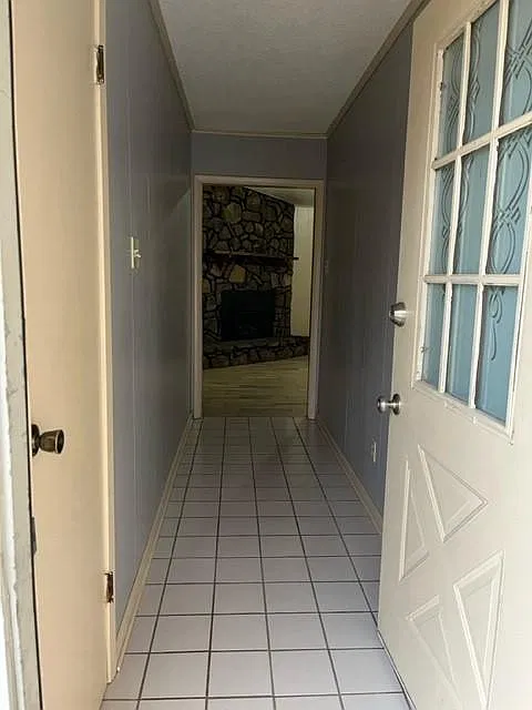 2 Woodlawn Dr — Photo 3