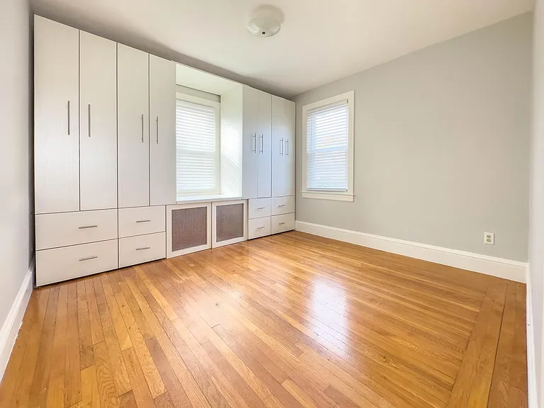 419 Maple Ave #1 — Photo 7