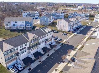 1815 Pinnacle Dr, Warrington, PA 18976