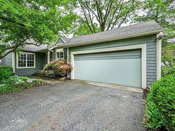 4th image of 4650 Stansbury Ln