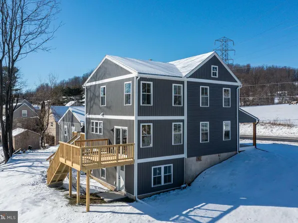 5471 Oley Turnpike Rd, Reading, PA 19606