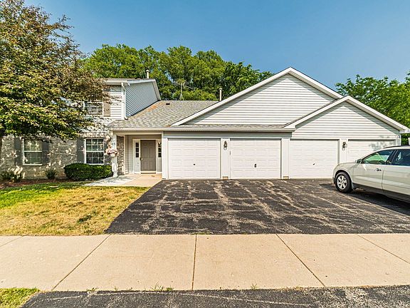 3rd image of 1225 N Red Oak Cir