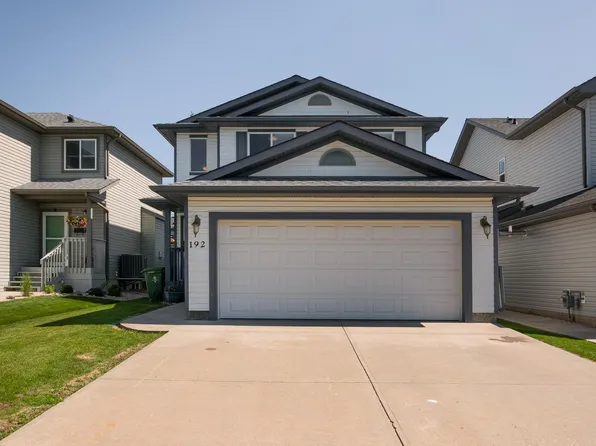 192 Westwood Point E, Fort Saskatchewan, AB T8L 4N5