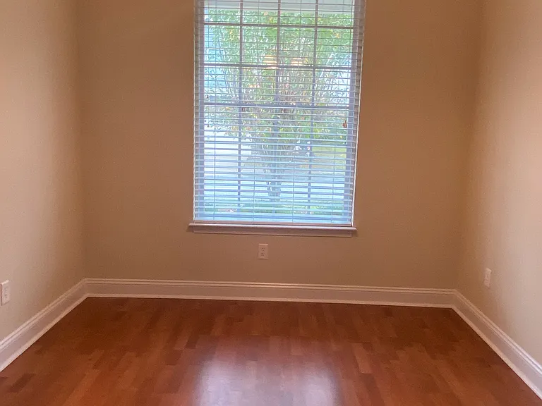 16 Revelstone Way — Photo 6