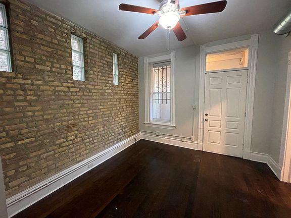 2nd image of 826 N Winchester Ave #1R