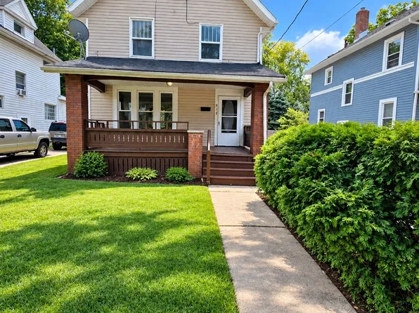 818 Avon St, Akron, OH 44310