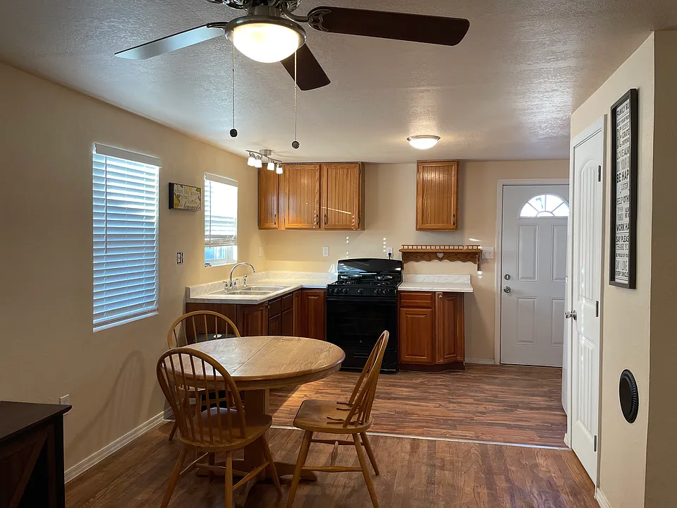 217 W Aspinwall St #3