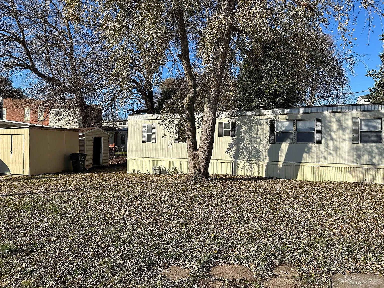 2 bed, 924 sqft, $1,000 — Photo 2